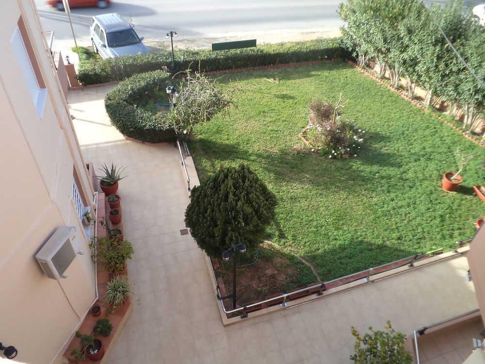 μέλια στούντιο Κάτω Δαράτσο